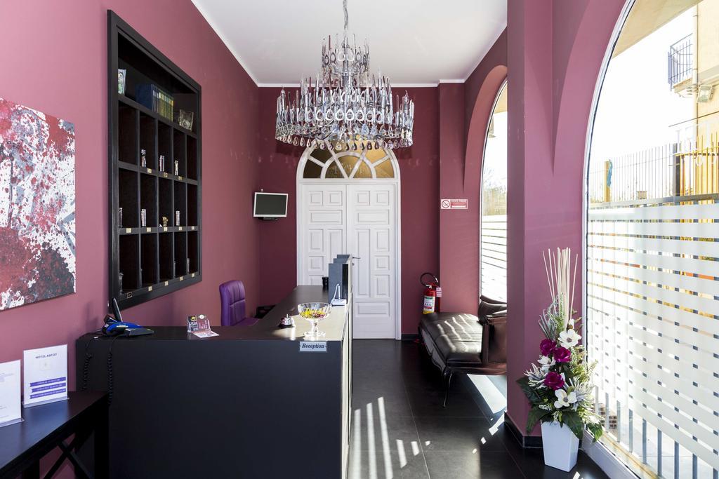 Hotel Ascot ไกยาเนลโล ภายนอก รูปภาพ