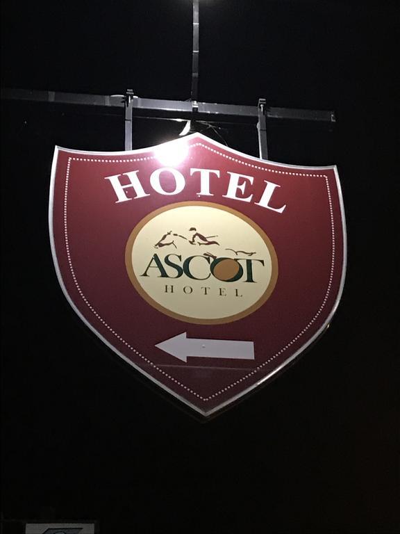 Hotel Ascot ไกยาเนลโล ภายนอก รูปภาพ