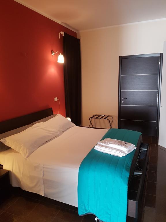 Hotel Ascot ไกยาเนลโล ภายนอก รูปภาพ